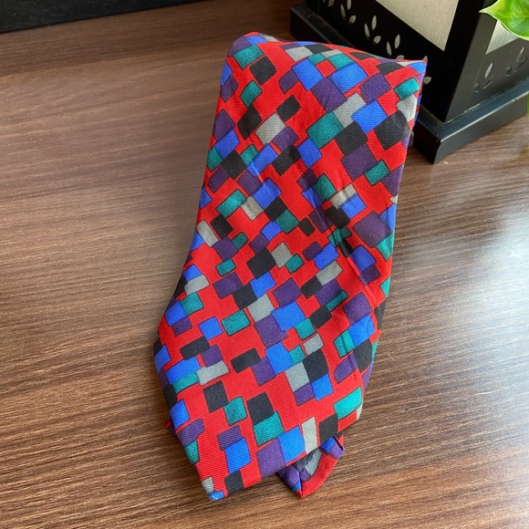 Lands End Neck Tie - Picture 3 of 6